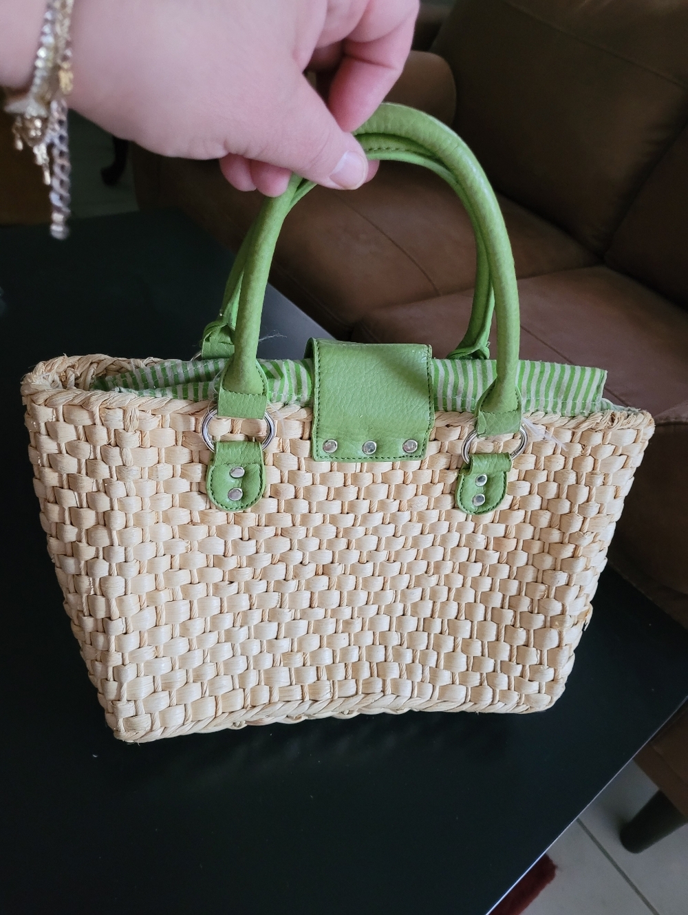 Green Trim Woven Straw Tote Bag - Picture 3 of 14